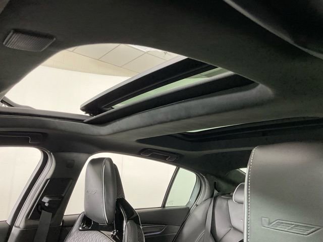 New 2026 Cadillac CT5 V Blackwing w/ Carbon Fiber 1 Package image 21