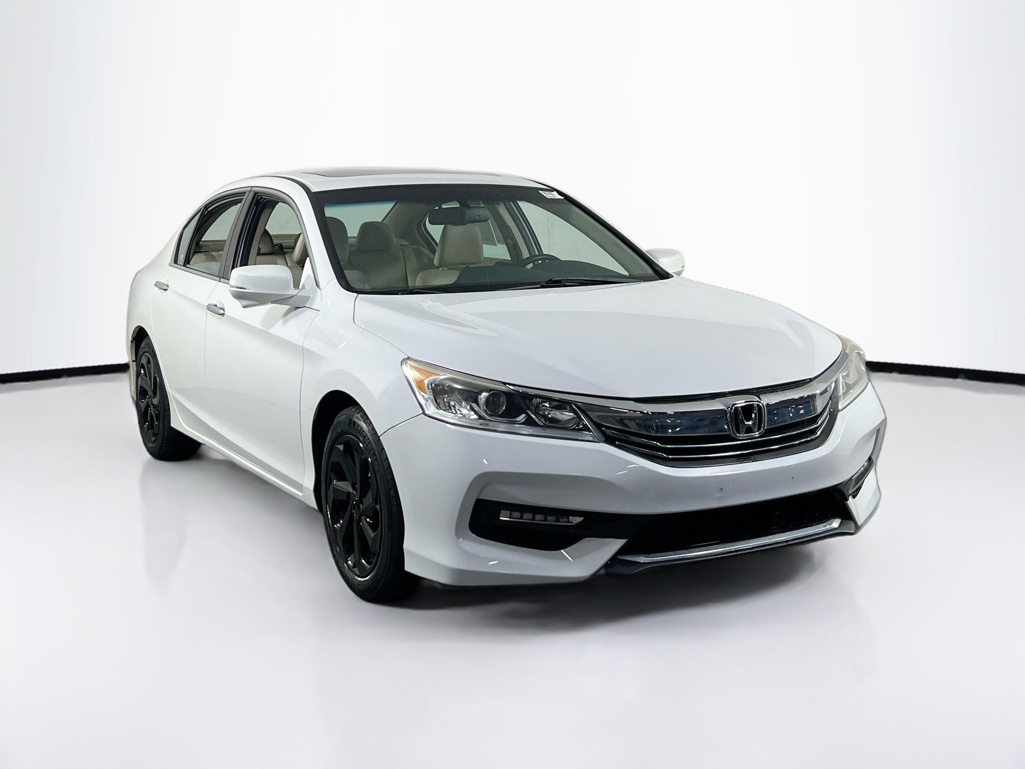 Used 2017 Honda Accord EX-L image 3