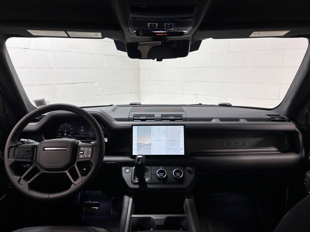 New 2025 Land Rover Defender 110 V8 image 36