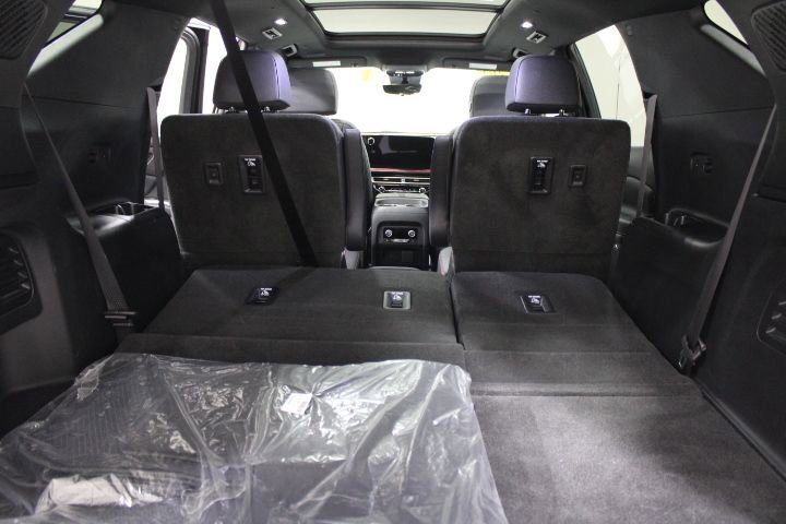 Used 2024 Chevrolet Traverse RS w/ LPO, Floor Liner Package image 14