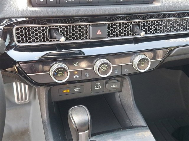 Used 2022 Honda Civic Sport image 12