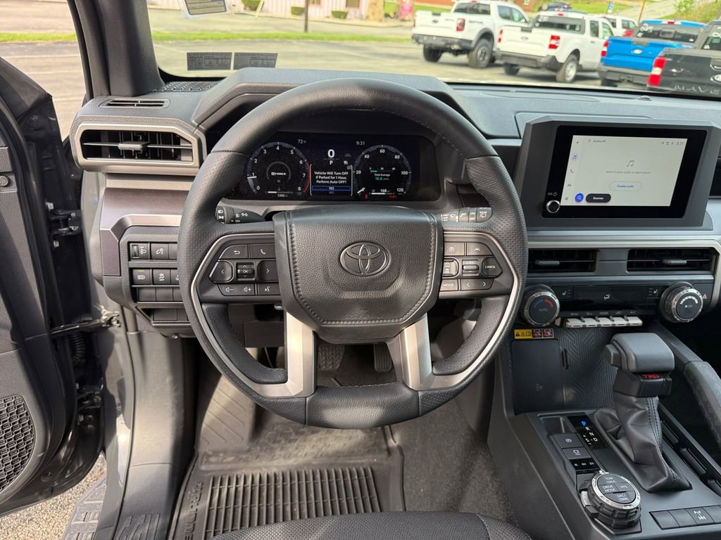 Used 2025 Toyota 4Runner TRD Off-Road image 15