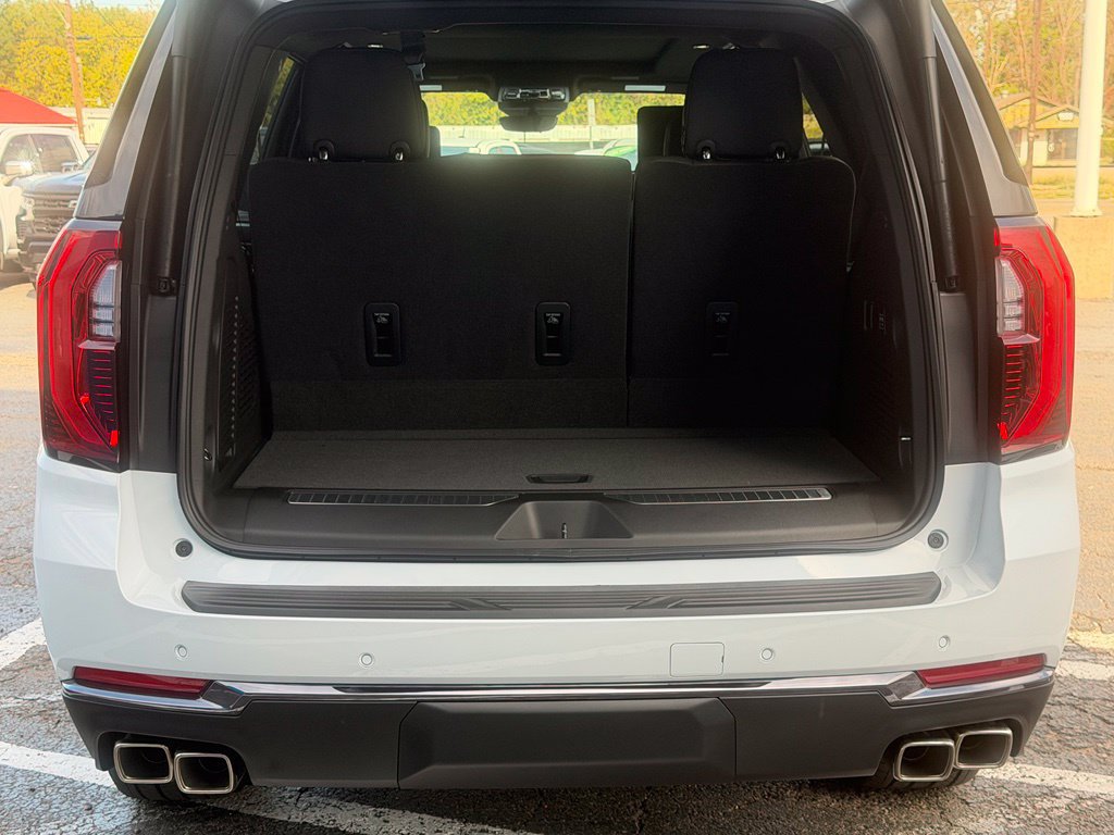 New 2027 GMC Yukon Denali Ultimate AWD/4WD image 8