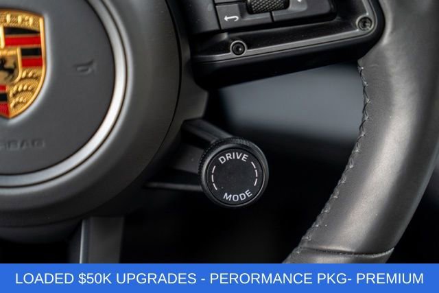 Used 2020 Porsche Taycan 4S image 30