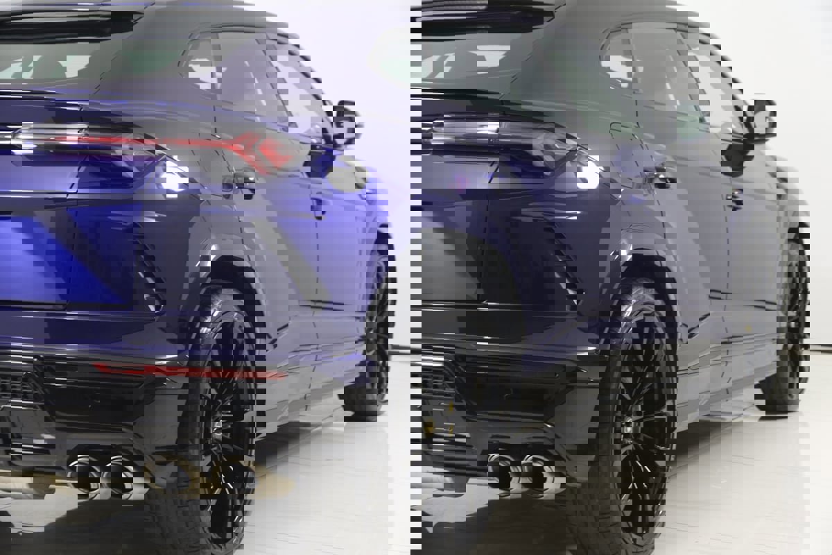 Used 2021 Lamborghini Urus image 89