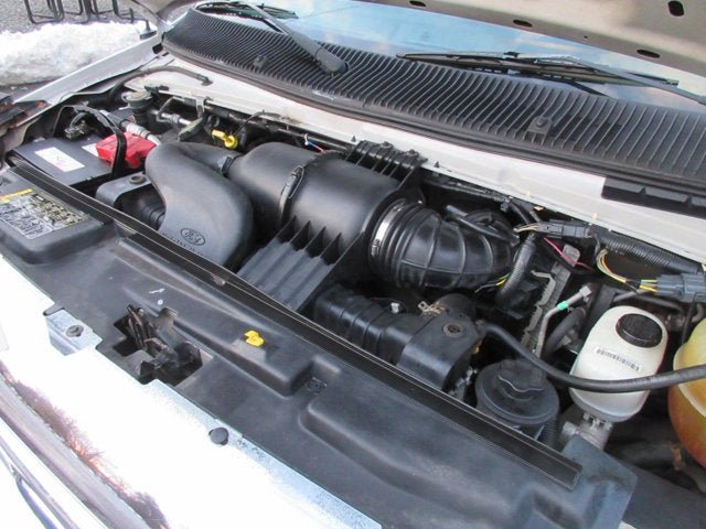 Used 2013 Ford E-450 and Econoline 450 Super Duty w/ Shuttle Bus Prep Pkg image 30