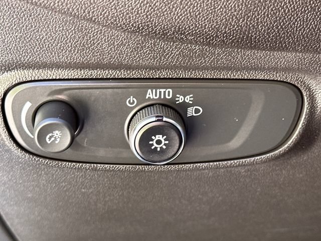 Used 2024 Chevrolet Equinox LT AWD/4WD image 25