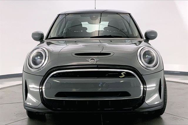 Used 2022 MINI Cooper SE image 2