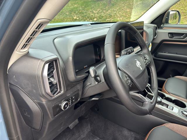 New 2026 Ford Bronco Sport Outer Banks w/ Outer Banks Tech Package+ AWD/4WD image 11