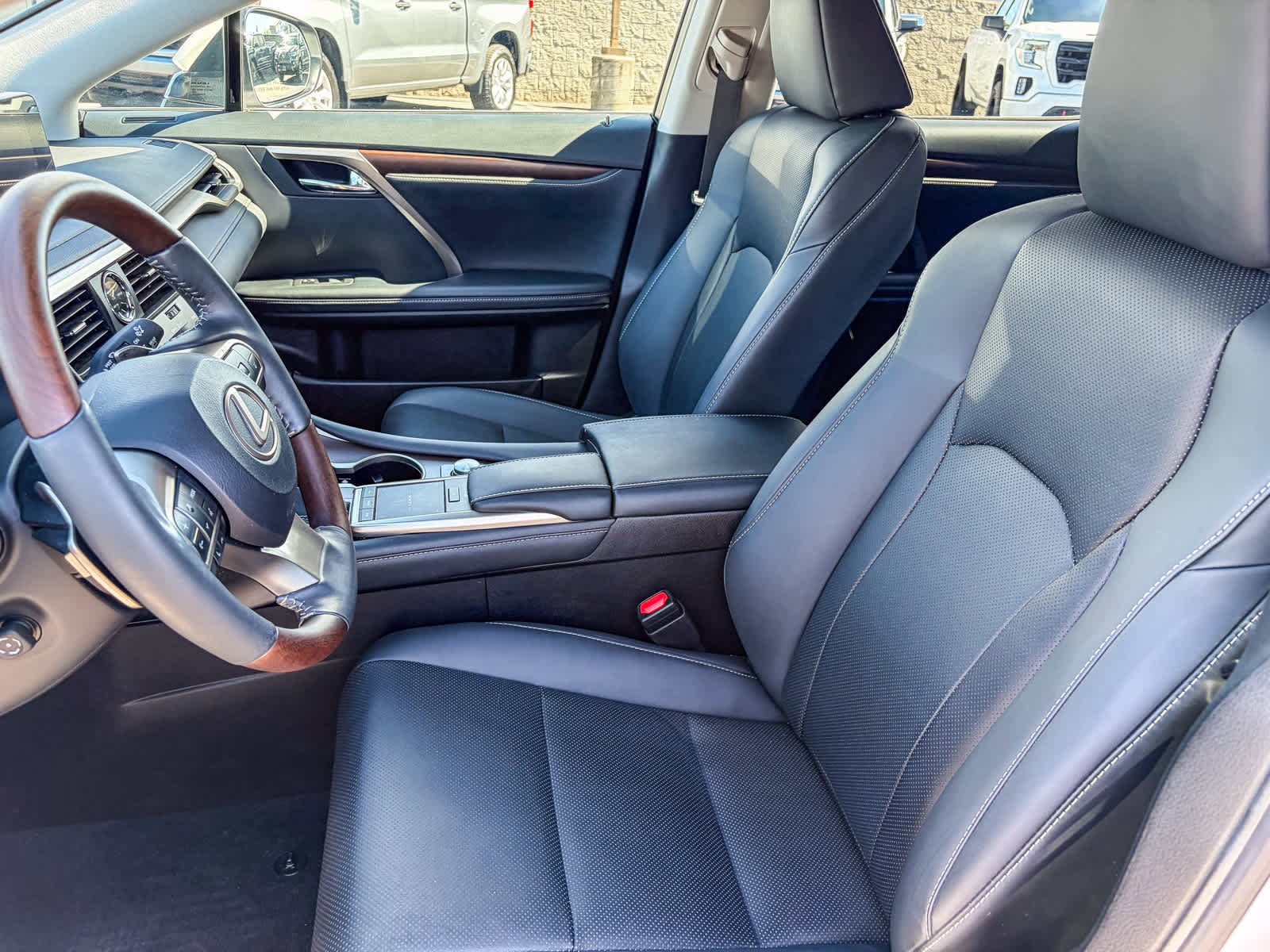 Certified 2022 Lexus RX 350 AWD w/ Premium Package image 18