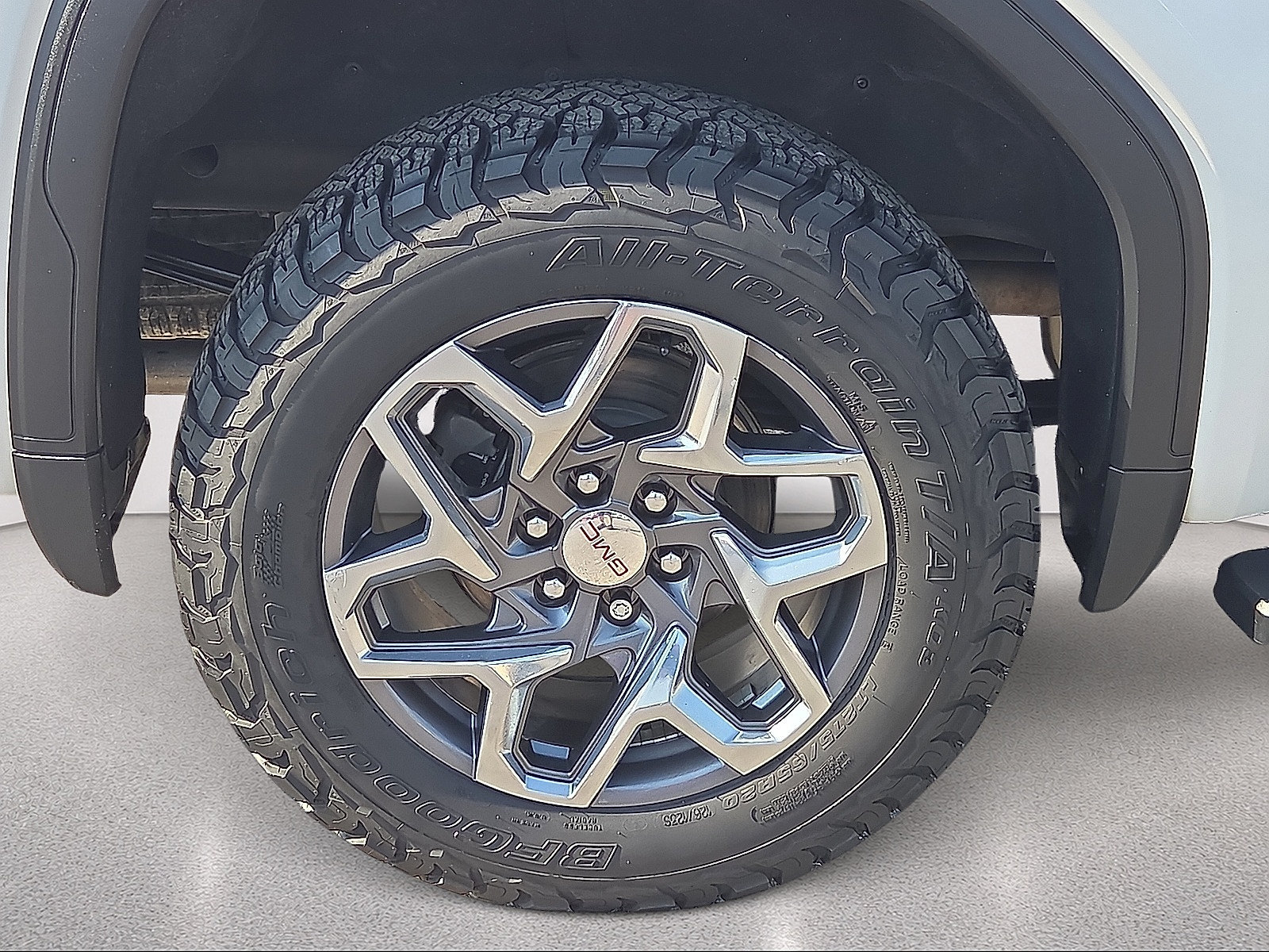 Certified 2022 GMC Sierra 1500 SLT AWD/4WD image 17