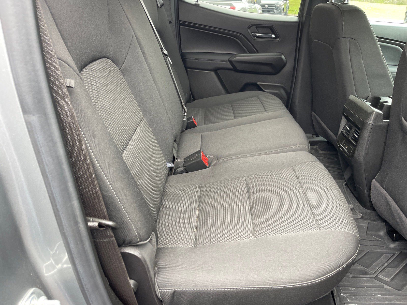 Used 2024 GMC Canyon Elevation w/ Convenience Package image 18