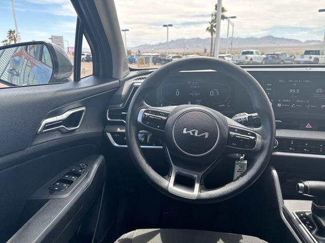 Used 2024 Kia Sportage LX AWD/4WD image 13