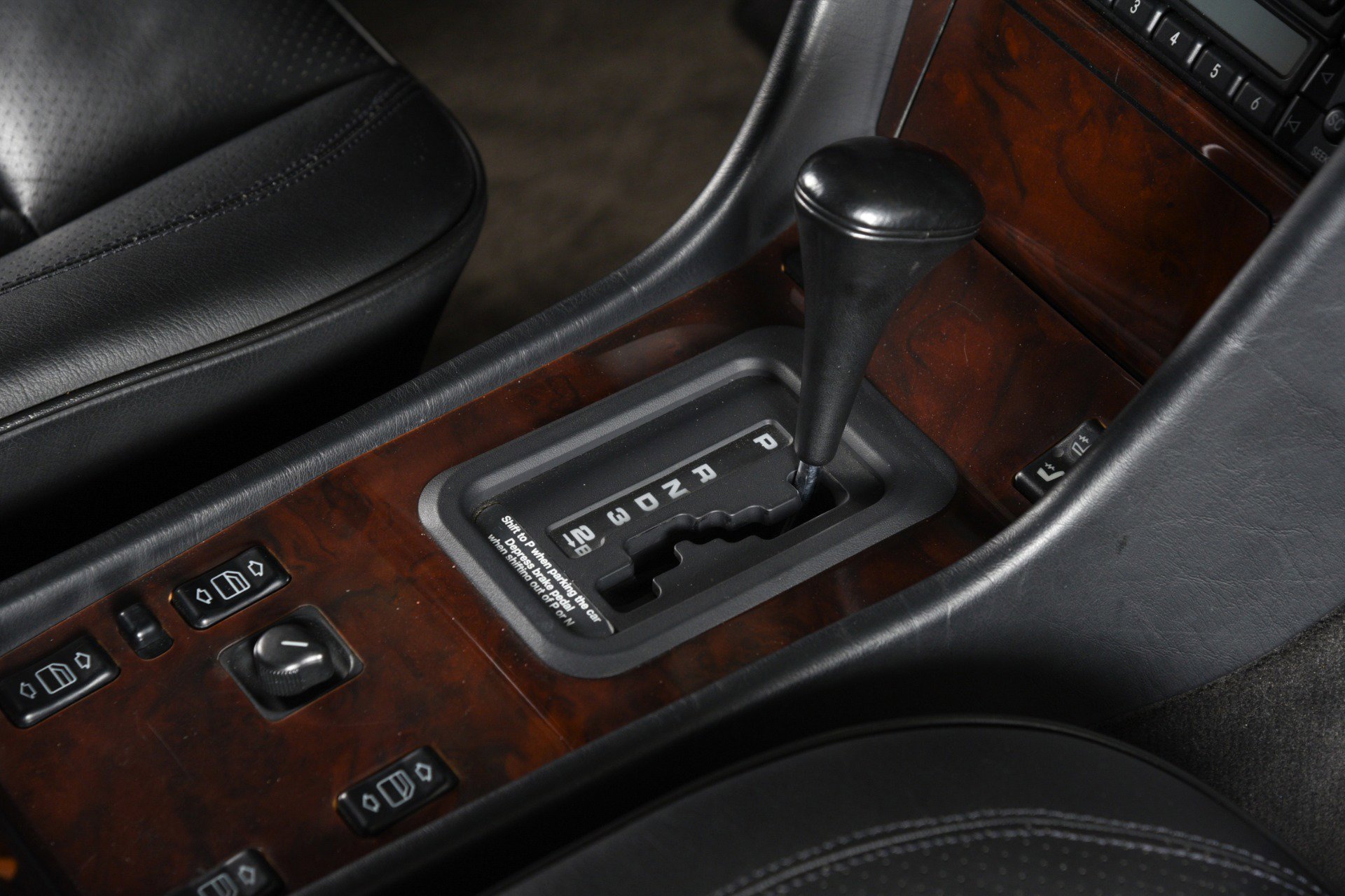 Used 1994 Mercedes-Benz E 500 Sedan image 5