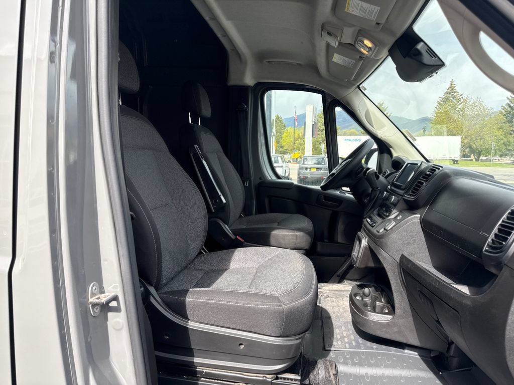 Used 2025 RAM ProMaster 2500 FWD image 10