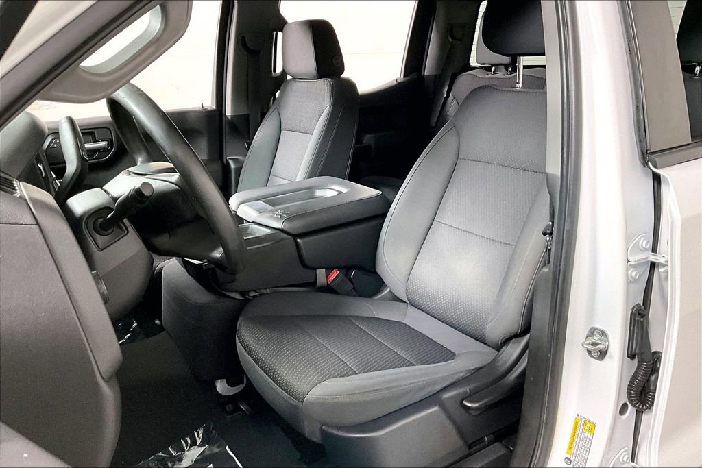 Used 2021 Chevrolet Silverado 1500 Custom image 24