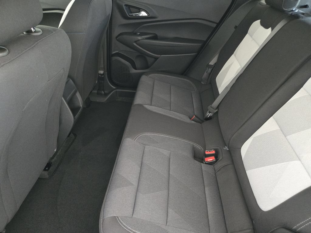 New 2026 Chevrolet Trax LS w/ LS Convenience Package FWD image 33
