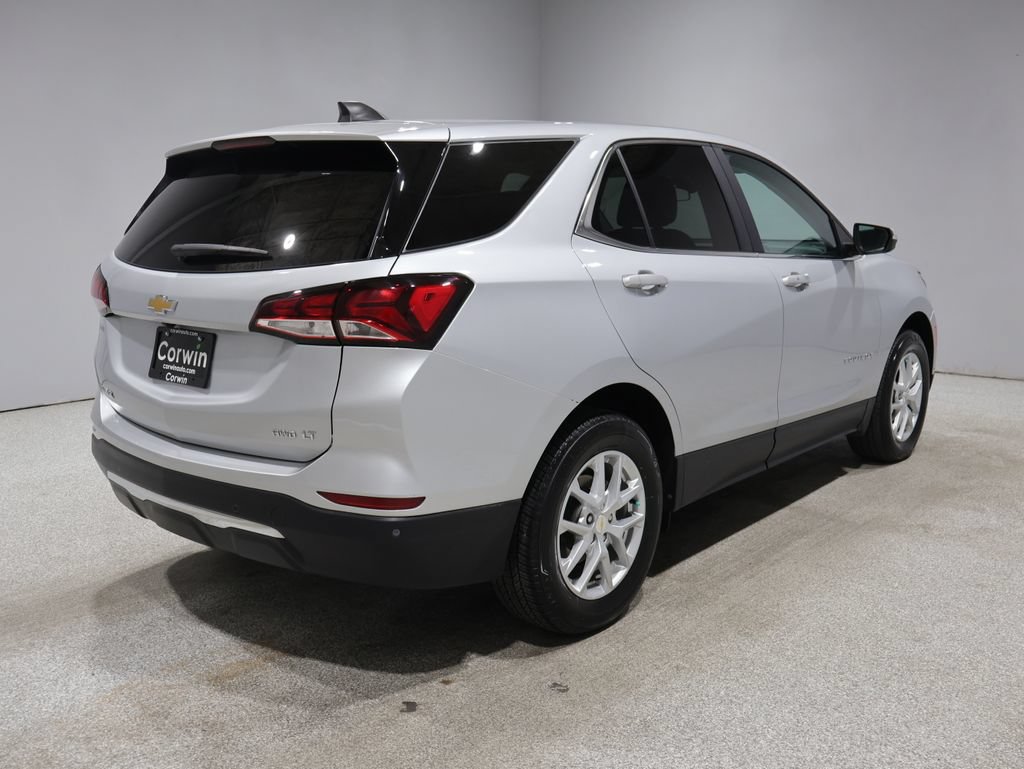 Used 2022 Chevrolet Equinox LT AWD/4WD image 2