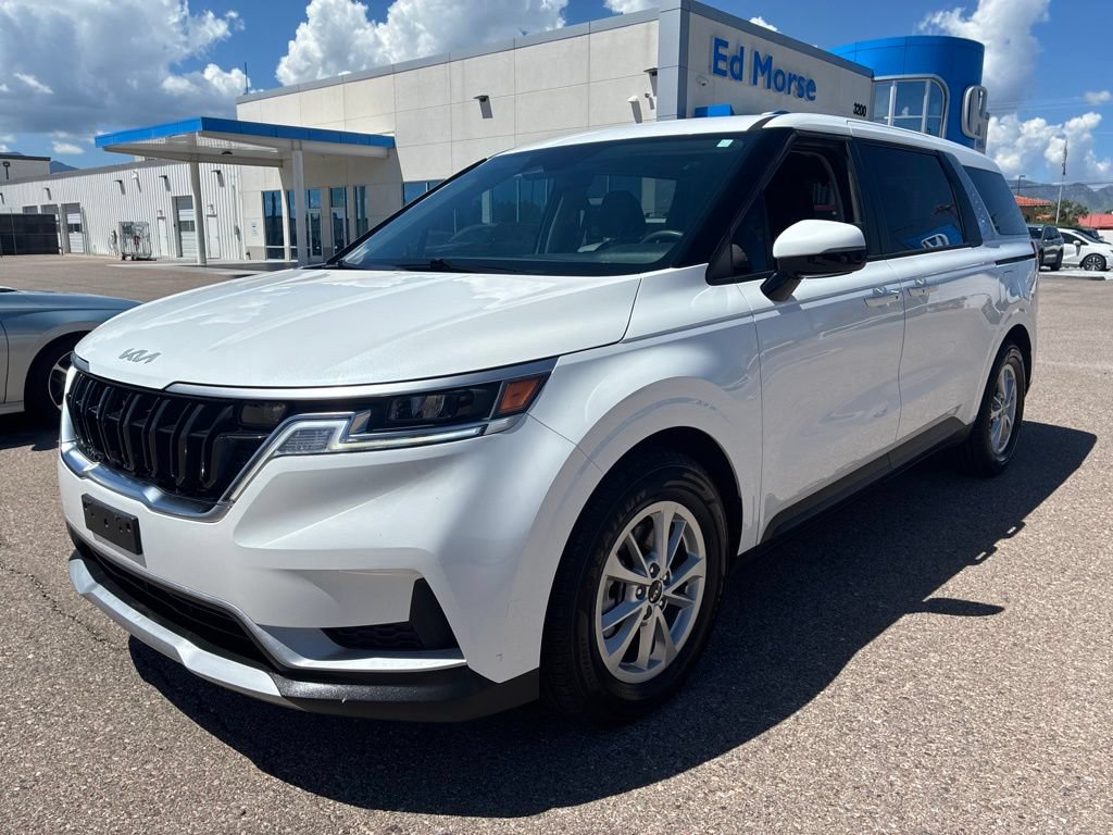 Used 2022 Kia Carnival LX
