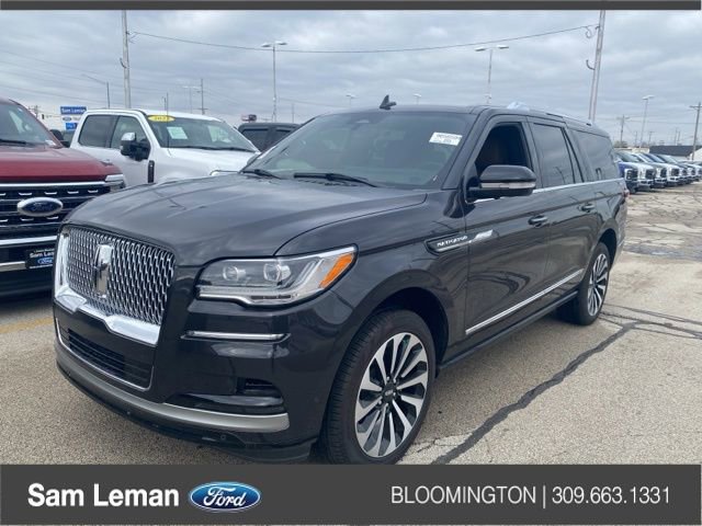 Used 2024 Lincoln Navigator L Reserve image 1