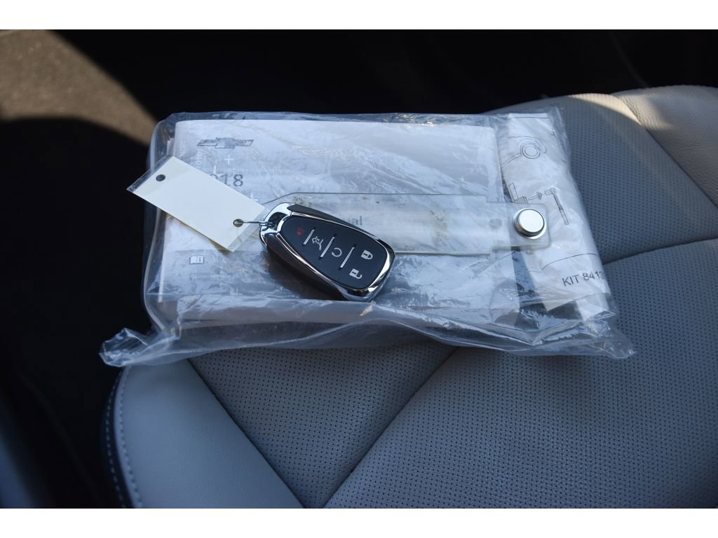 Used 2018 Chevrolet Equinox Premier image 40