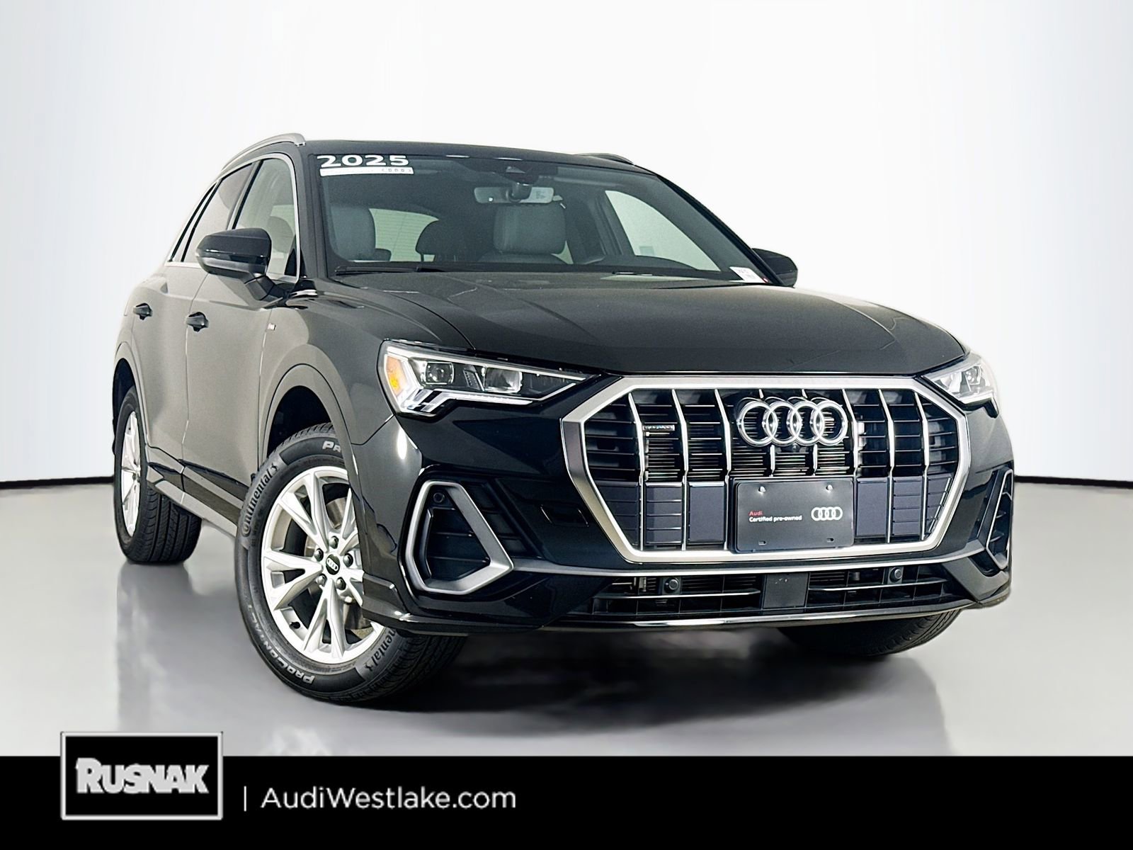 Certified 2025 Audi Q3 2.0T Premium Plus w/ Premium Plus Package AWD/4WD image 1