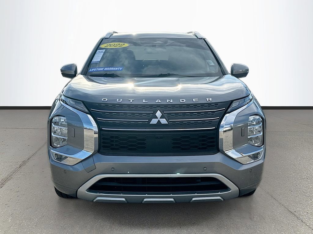 Used 2022 Mitsubishi Outlander SEL image 2