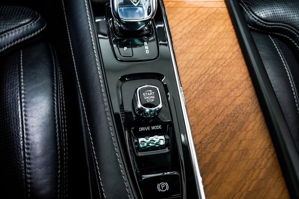 Used 2020 Volvo XC90 T8 Inscription image 20