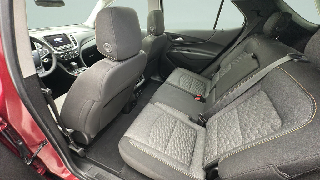 Used 2018 Chevrolet Equinox LT w/ Sun & Infotainment Package AWD/4WD image 10