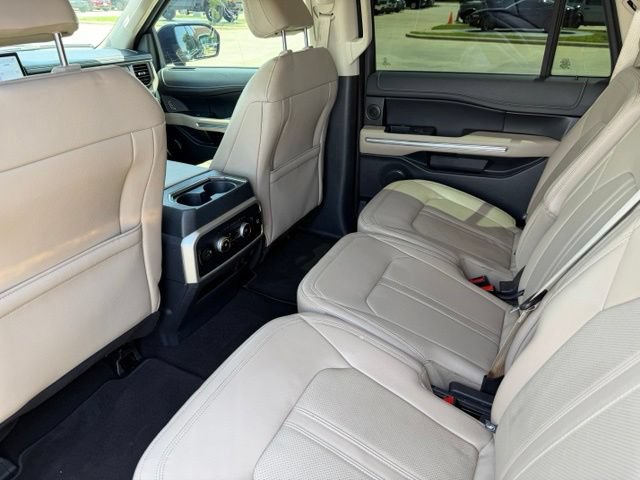 Used 2023 Ford Expedition Max Limited AWD/4WD image 23