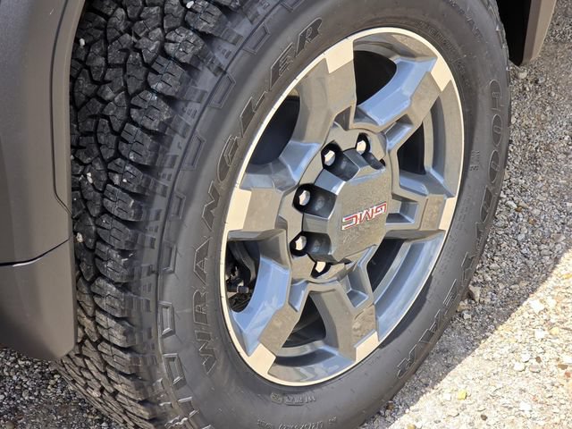 New 2026 GMC Sierra 2500 SLT AWD/4WD image 7