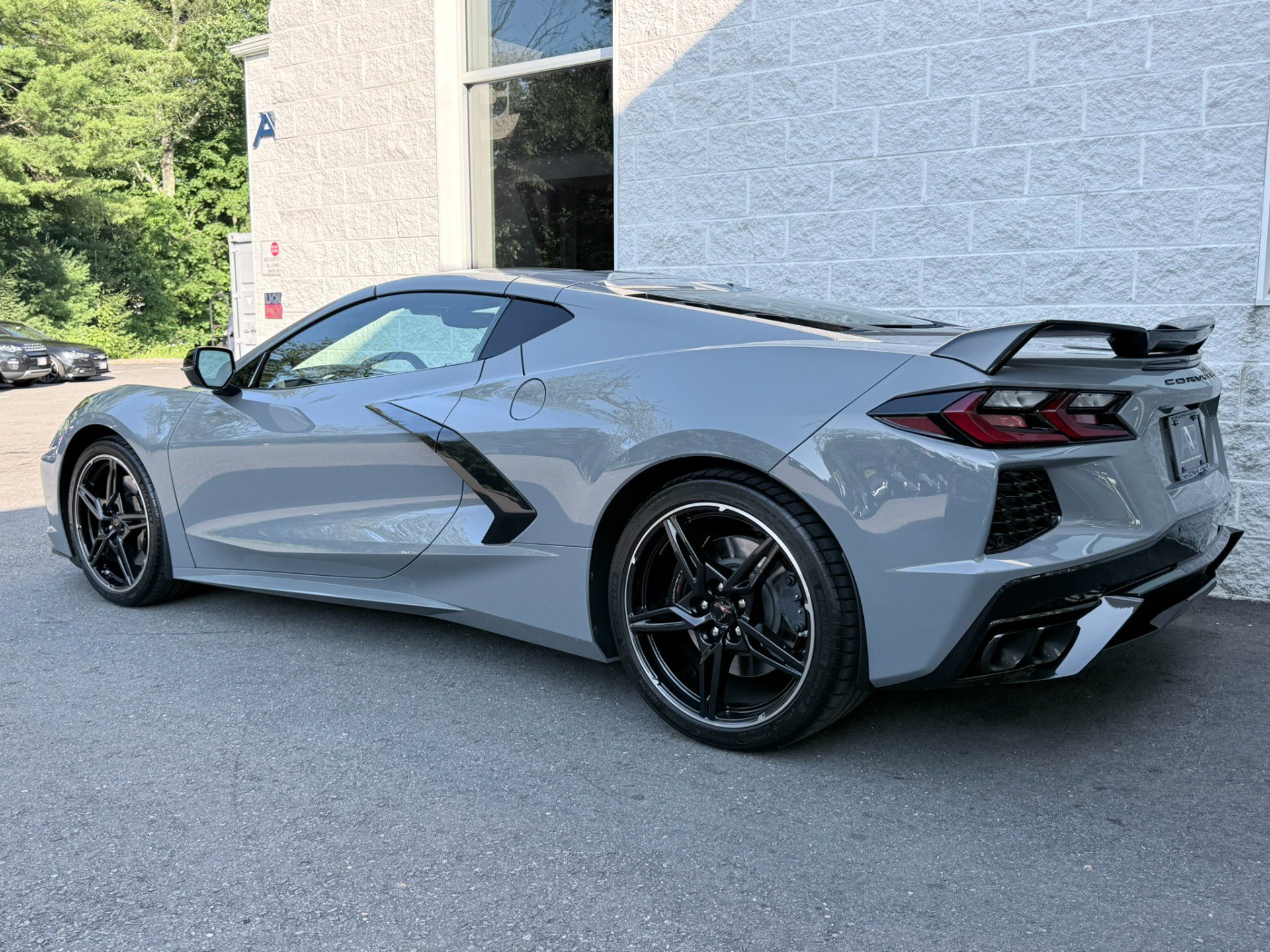 Used 2024 Chevrolet Corvette Stingray Preferred Cpe w/ Z51 Performance Package RWD image 6