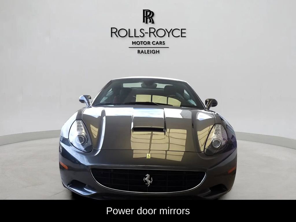Used 2011 Ferrari California image 8