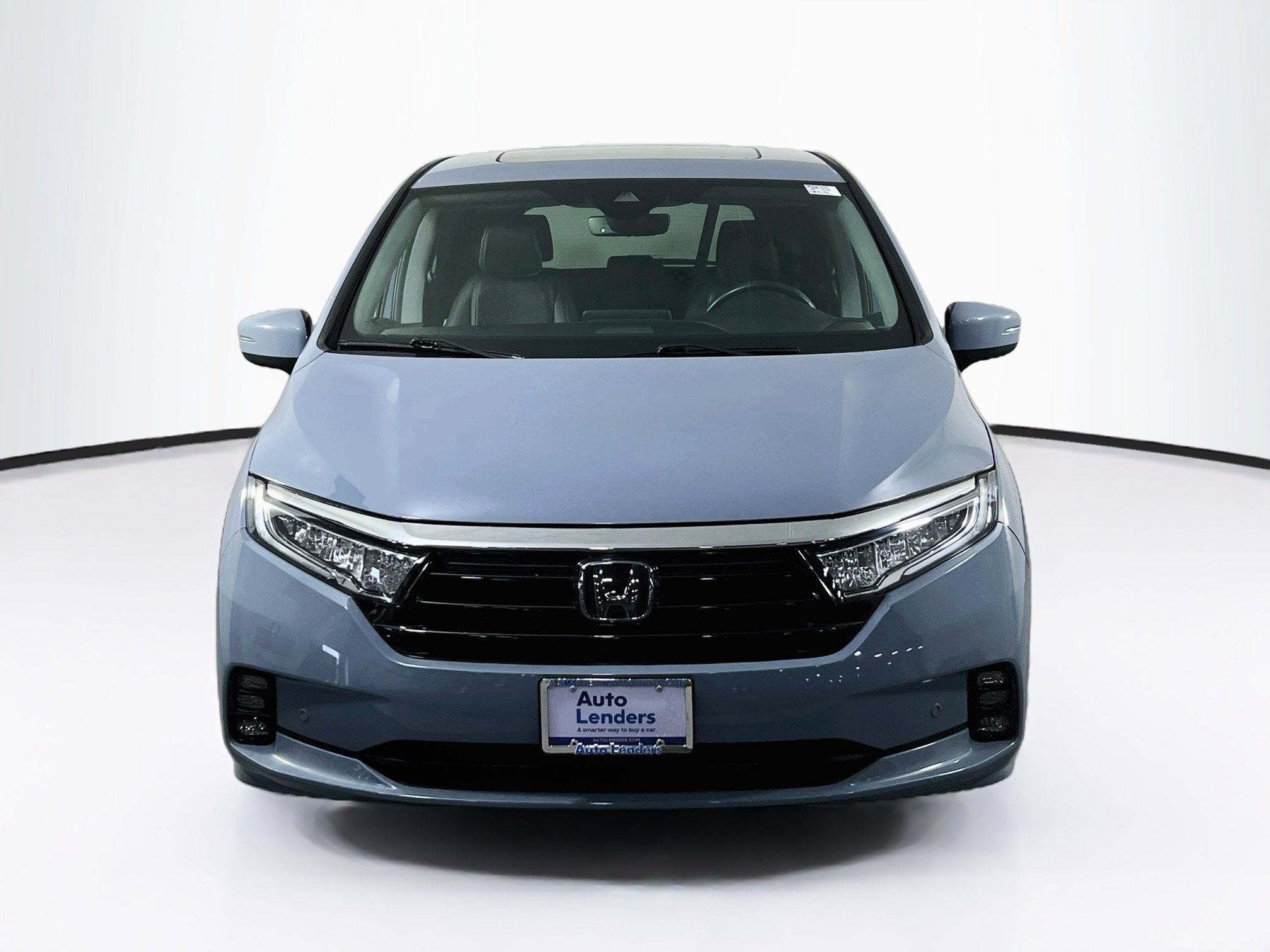 Used 2023 Honda Odyssey Touring image 2