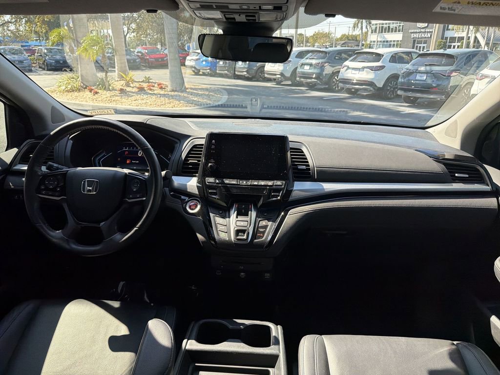 Certified 2024 Honda Odyssey Touring image 16