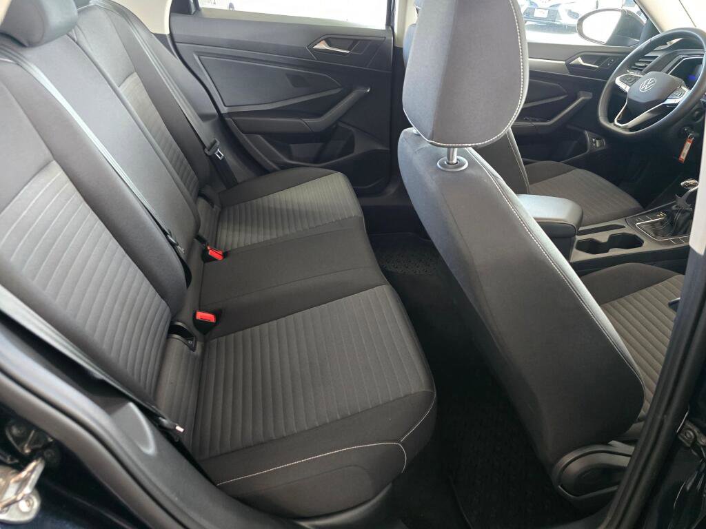 Used 2023 Volkswagen Jetta S w/ Driver Assistance Package image 35