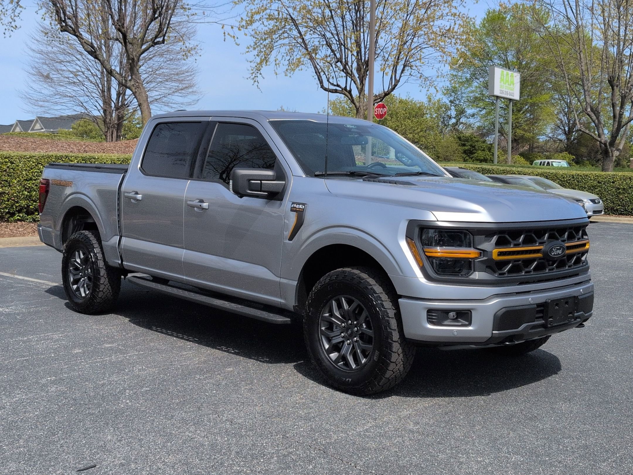 Used 2025 Ford F150 Tremor w/ Tow/Haul Package image 2