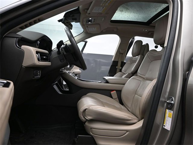 Used 2021 Lincoln Aviator Grand Touring w/ Equipment Group 301A image 12