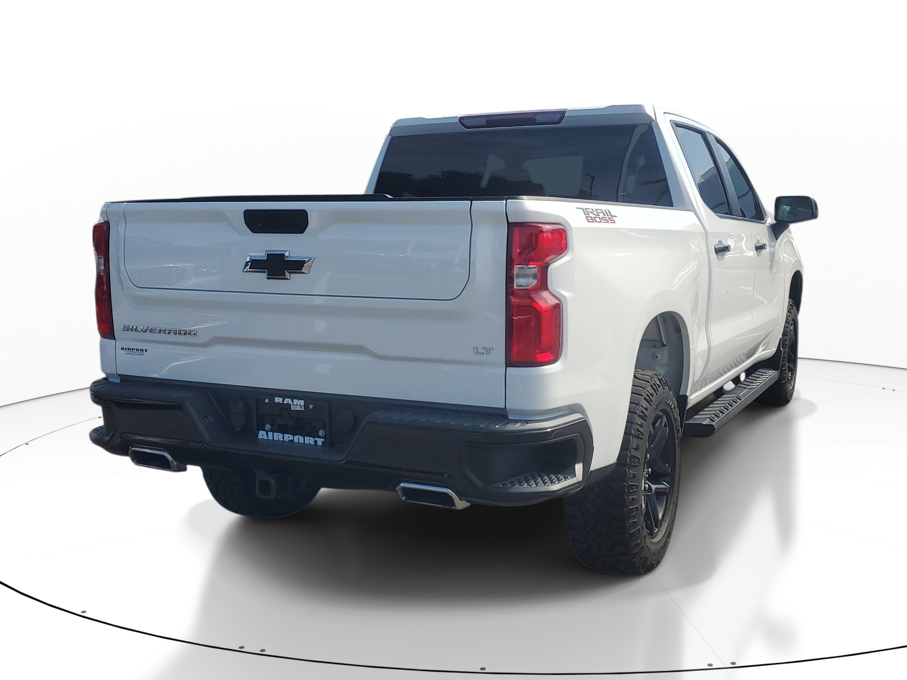 Used 2023 Chevrolet Silverado 1500 LT Trail Boss AWD/4WD image 6
