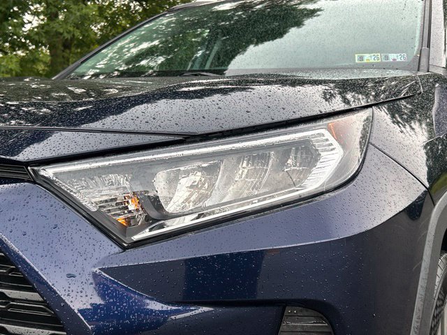 Used 2021 Toyota RAV4 XLE Premium AWD/4WD image 11