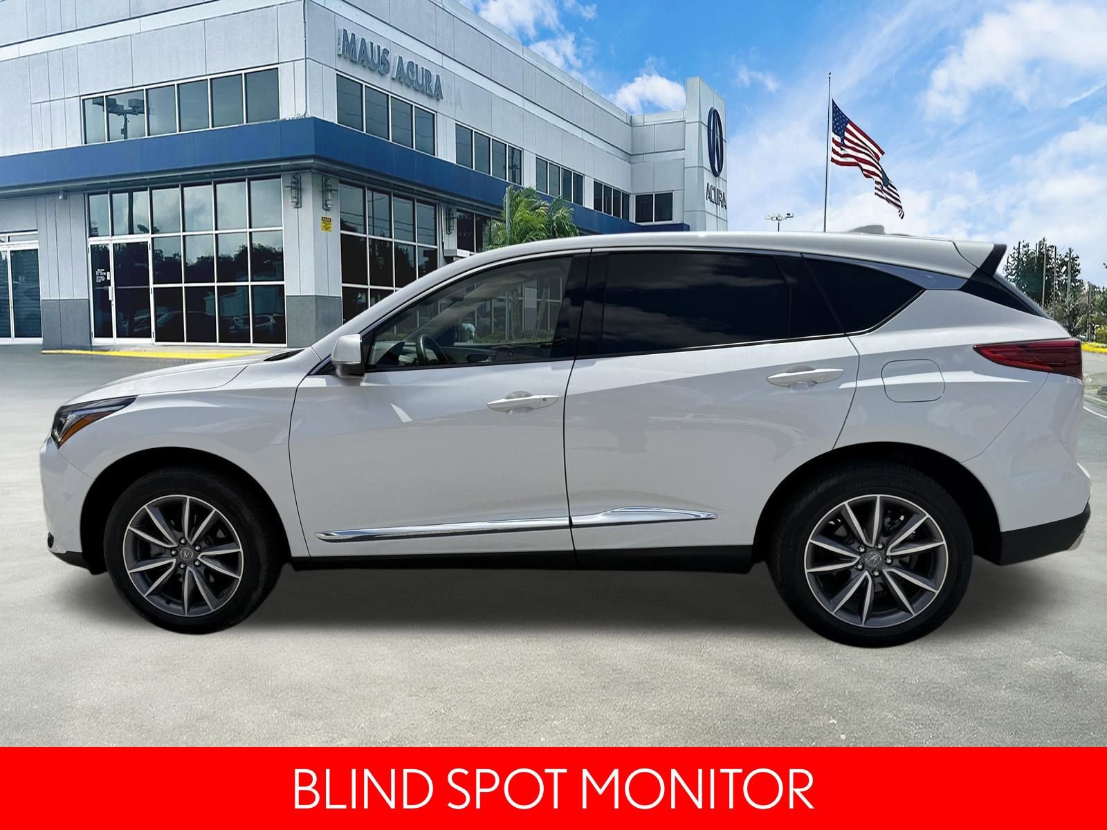 Used 2023 Acura RDX w/ Technology Package FWD image 9