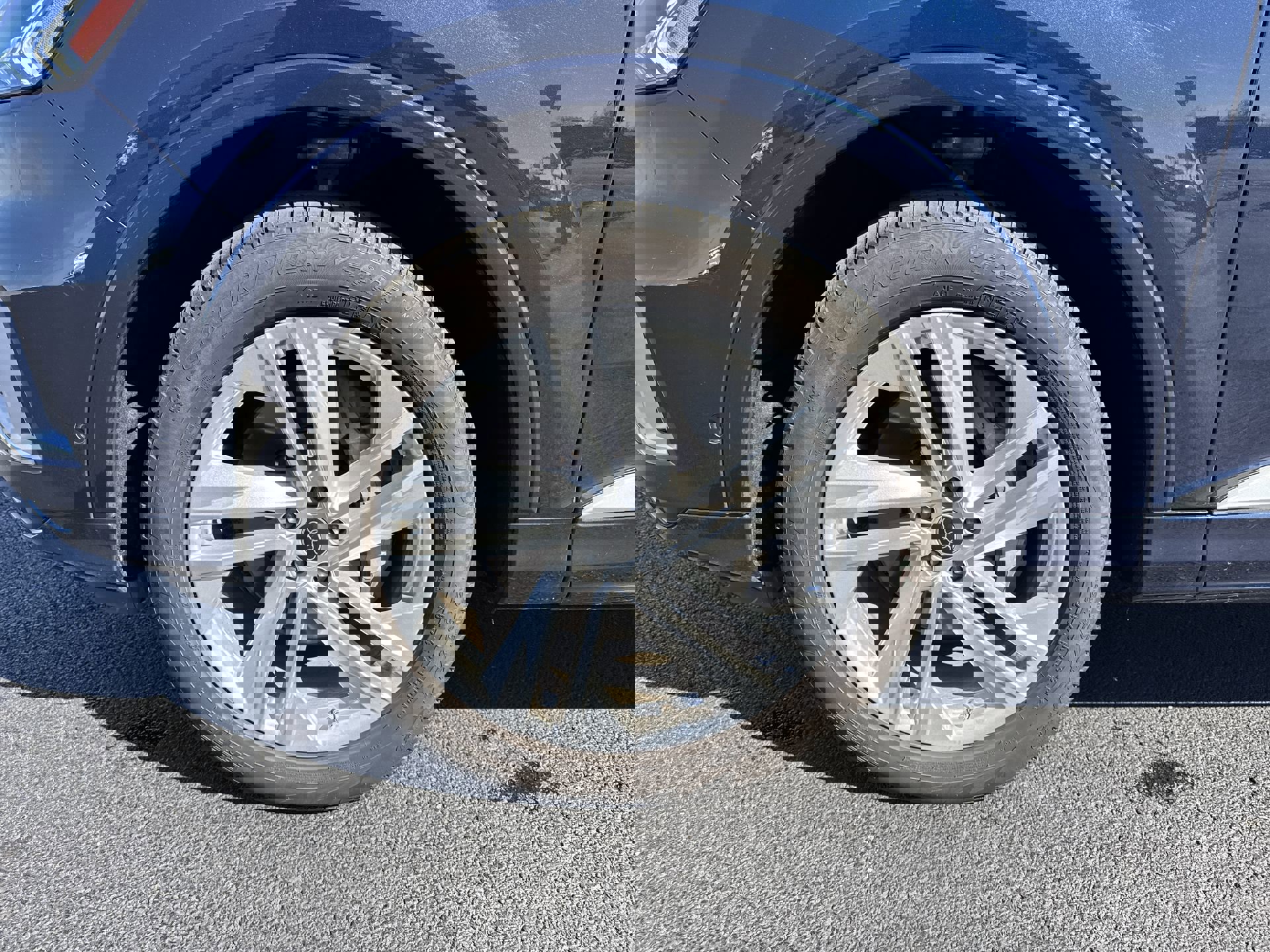 Used 2023 Audi Q7 Premium Plus w/ Premium Plus Package image 10