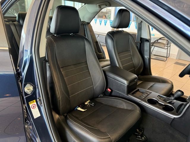 Used 2015 Toyota Camry XLE FWD image 25