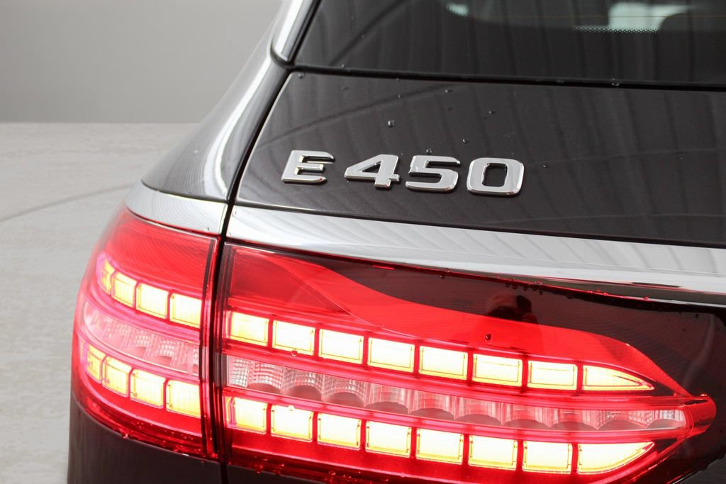 Used 2023 Mercedes-Benz E 450 4MATIC All-Terrain Wagon image 32
