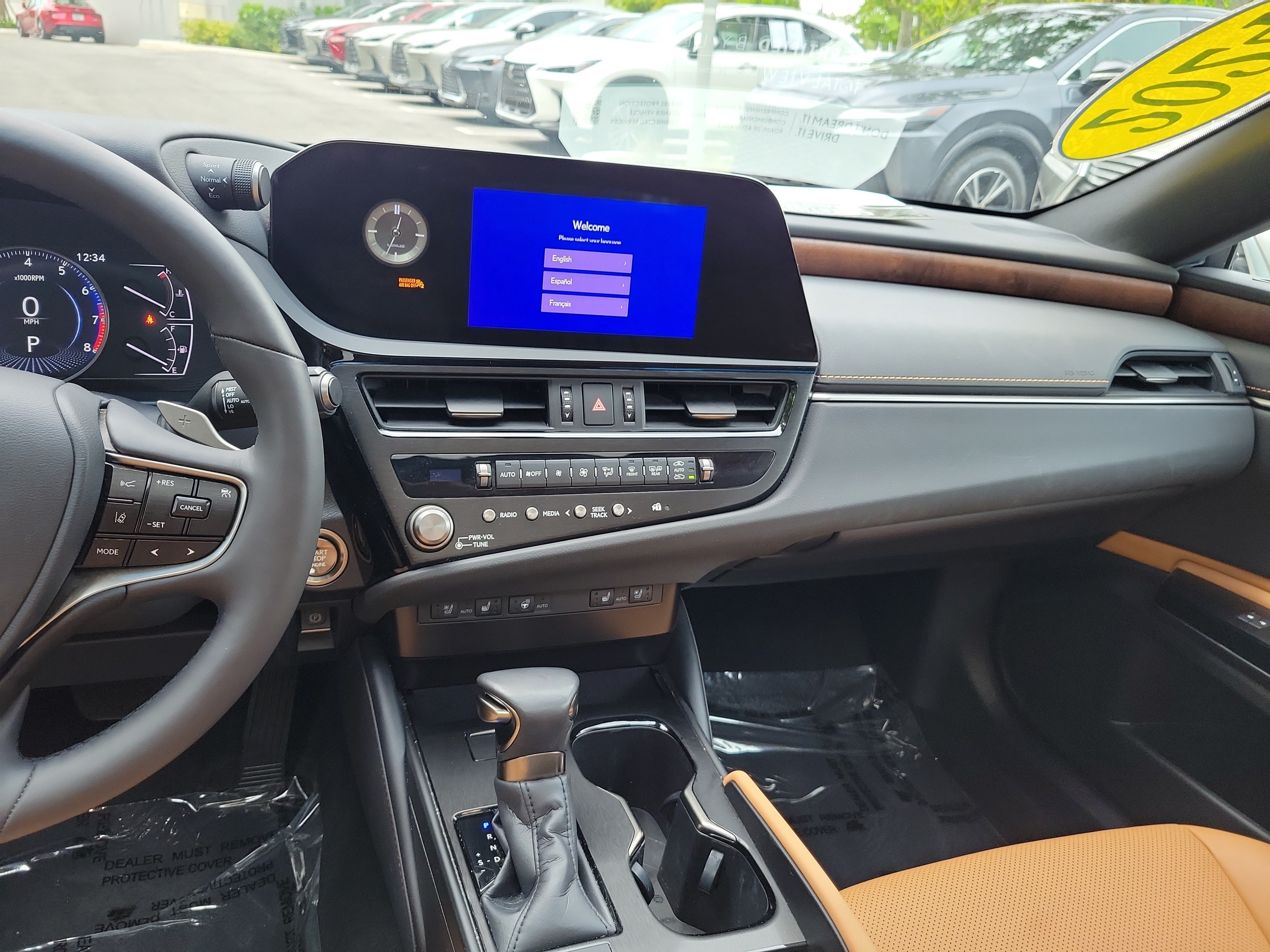 Used 2024 Lexus ES 350 w/ Premium Package FWD image 16