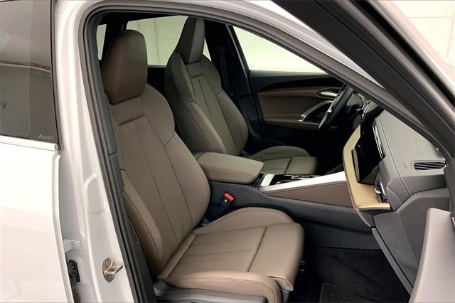 New 2025 Audi Q5 2.0T Premium Plus image 9