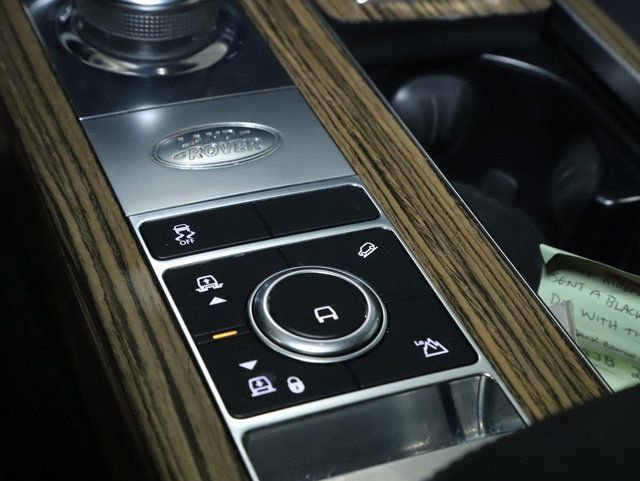 Used 2019 Land Rover Range Rover image 29