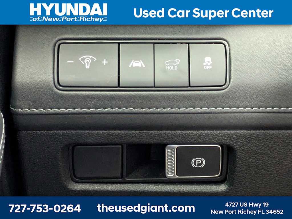 Certified 2023 Hyundai Santa Fe Limited FWD image 34