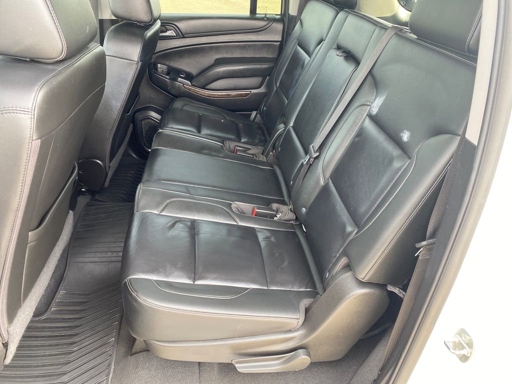 Used 2020 Chevrolet Suburban LT image 25