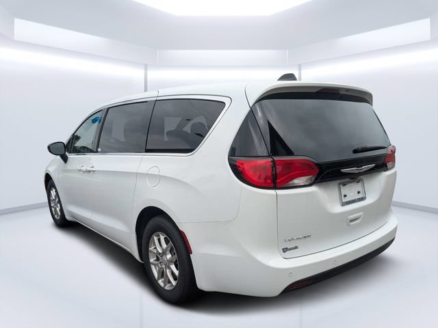New 2025 Chrysler Voyager LX FWD image 5